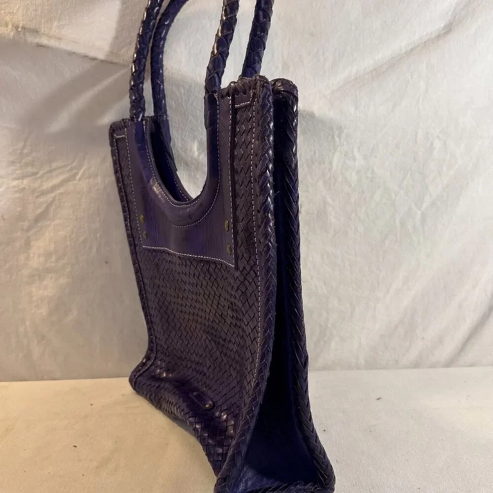 Vintage XXL Frye Skull Handbag - Picture 5 of 15